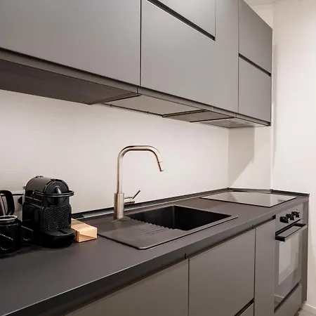 Luxury In Center Apartamento Bari